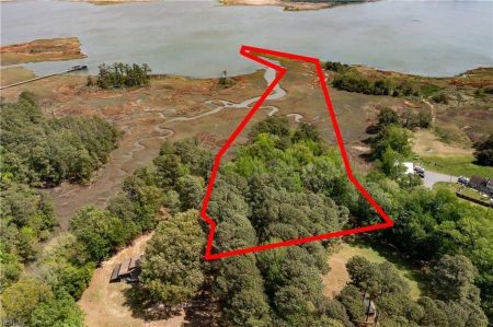 featured image for 9 Bay Farm Road