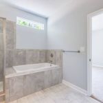 Clarinbridge interior 16