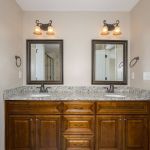 Lochlan interior 10