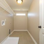 Lochlan interior 15