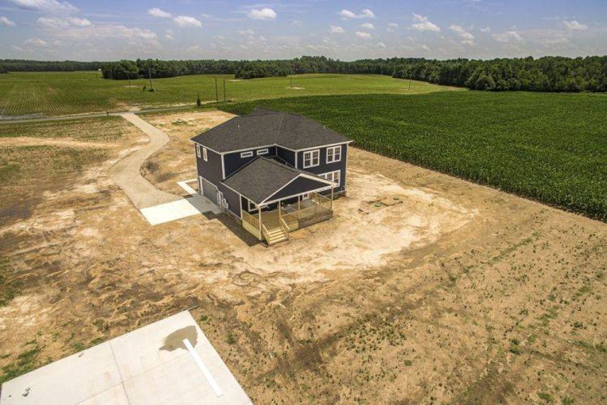 Lochlan elevation 18