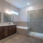 Ashlynn interior 13