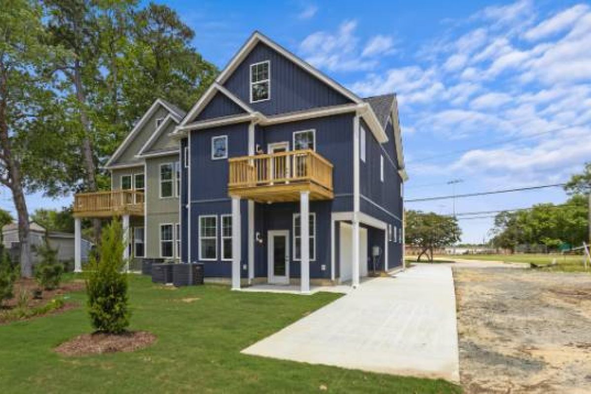 Dogwood elevation 4