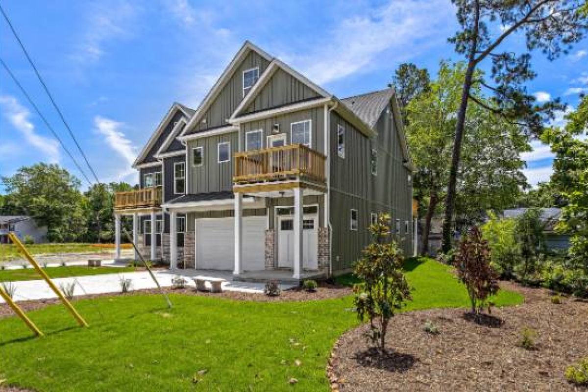 Dogwood elevation 9