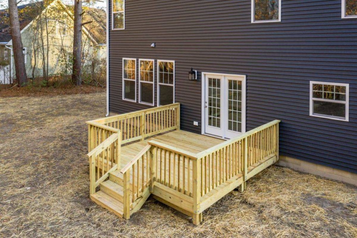 Kenston 3 Story elevation 5