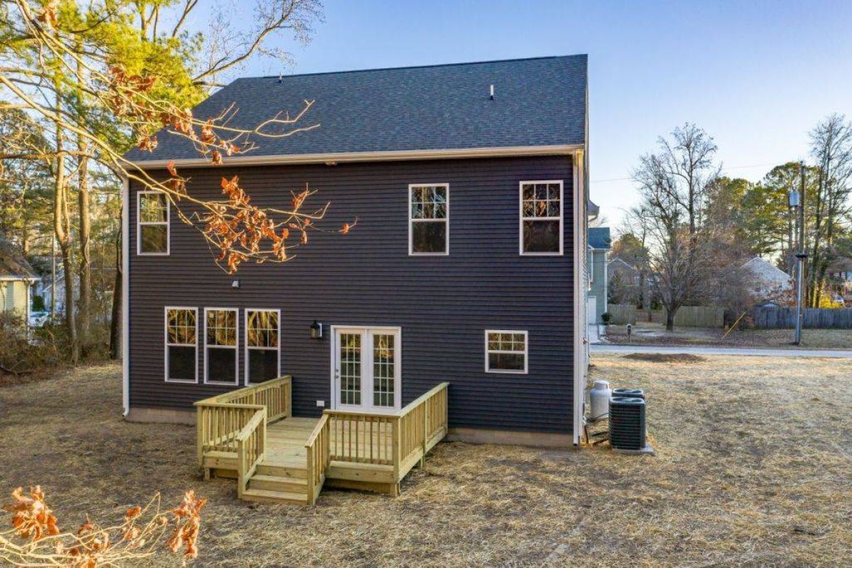 Kenston 3 Story elevation 6