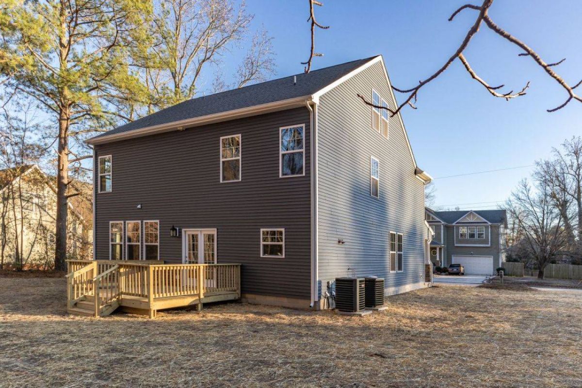 Kenston 3 Story elevation 8