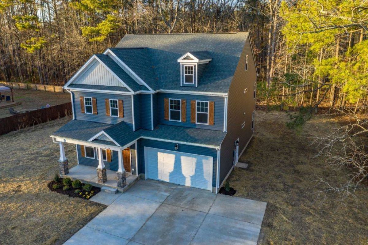 Kenston 3 Story elevation 15